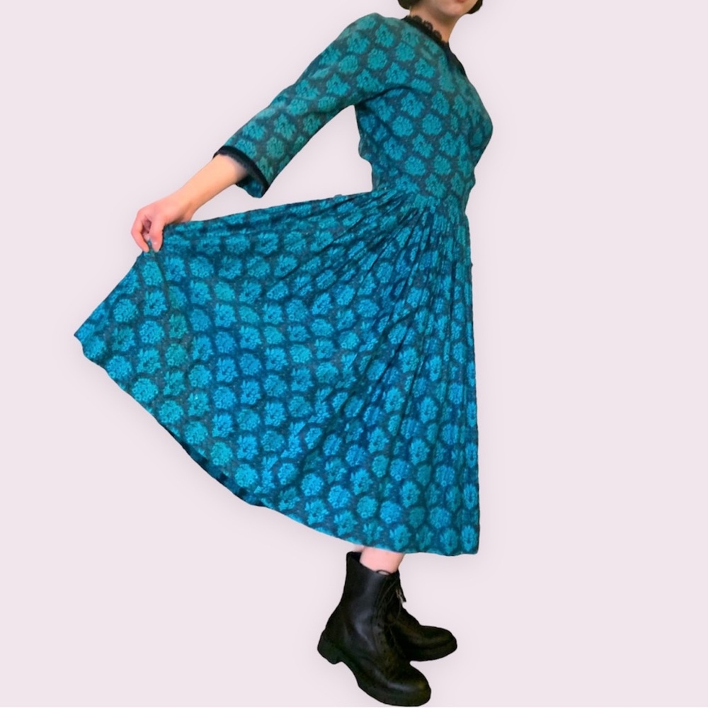 Vintage Emily dress - Picture 2 of 8